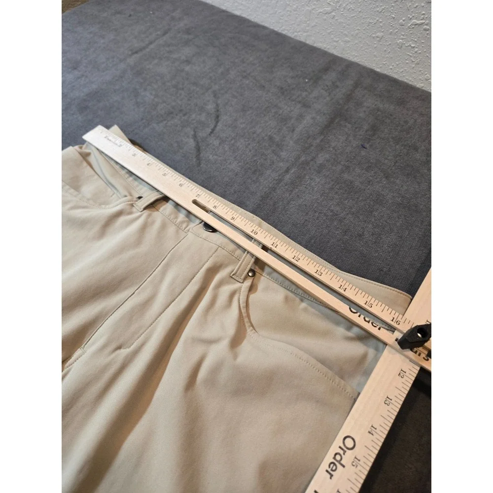 Lululemon ABC Pants Men's 32x31 Beige Tan 5 Pocket Stretch Straight Leg Casual